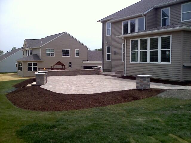 Outdoor Living: Patios, Retaining Walls, Decks, Walkways, and Pergolas